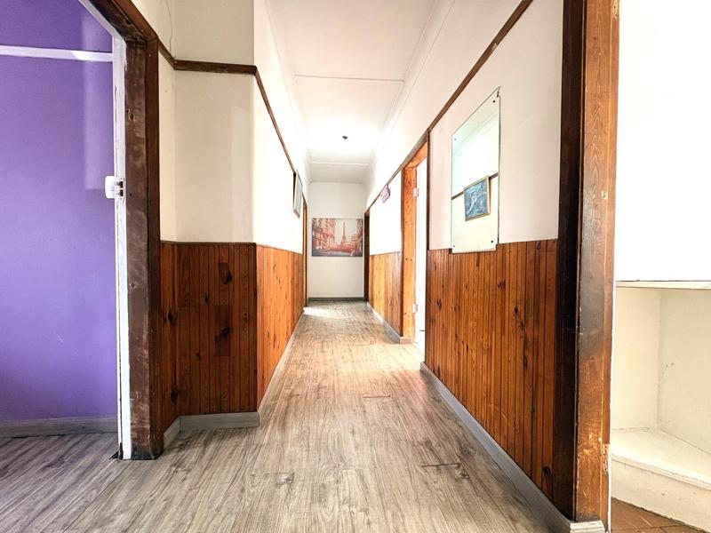 5 Bedroom Property for Sale in Southfield Western Cape